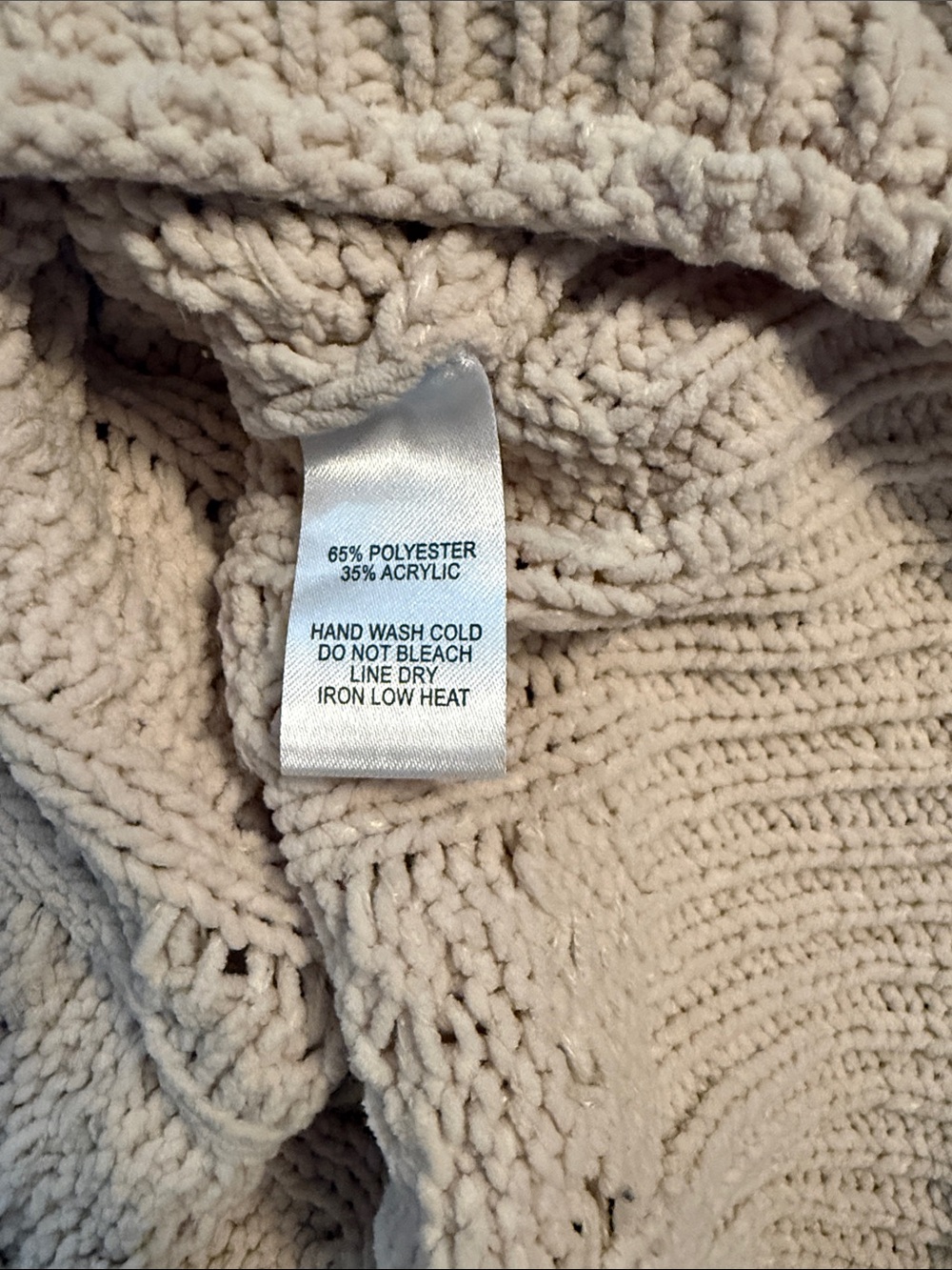 Lulu's Cream Cable Sweater Soft and Cozy Size M - Picture 3 of 4